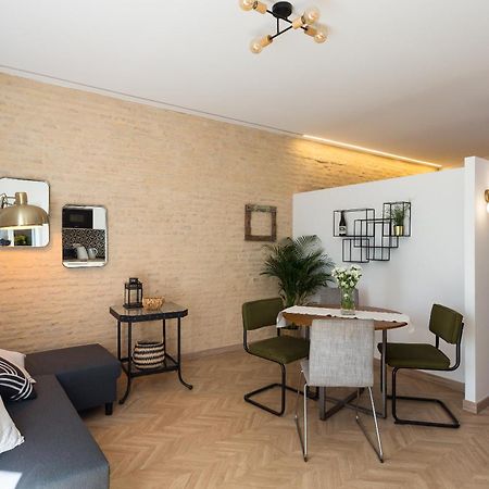 Center Apartment Fully Eqquiped Opcional Breakfast Sevilla Buitenkant foto