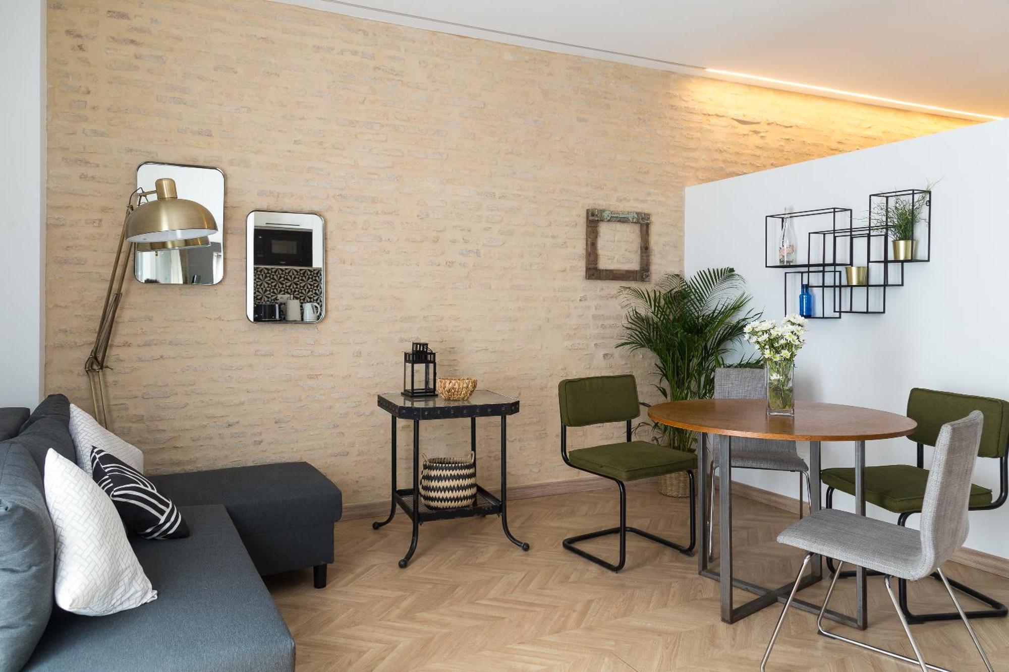 Center Apartment Fully Eqquiped Opcional Breakfast Sevilla Buitenkant foto
